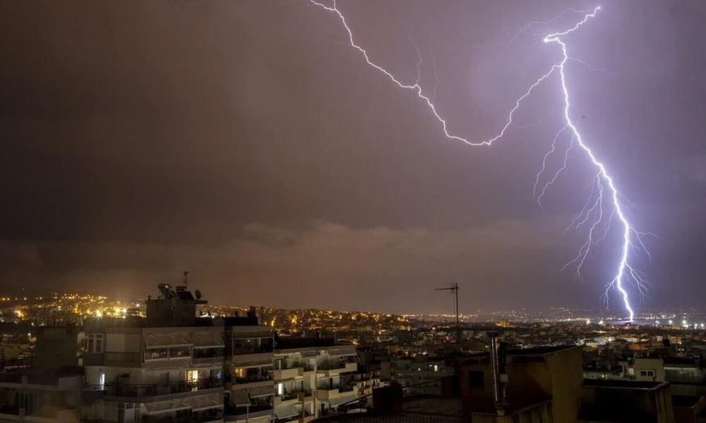 Καιρός - Καλλιάνος: Κακοκαιρία 24 ωρών με βροχές - Πού θα είναι έντονα τα φαινόμενα